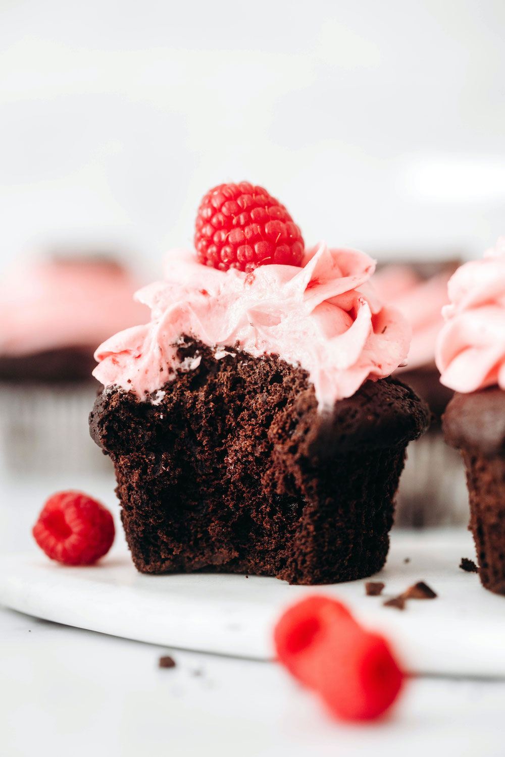 Rasberry dark cholocate cupcake paleo friendly dessert