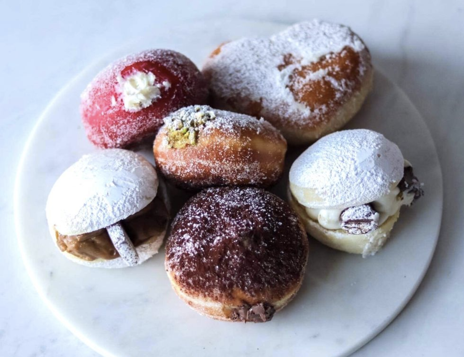 Best Bomboloni spots in Montreal